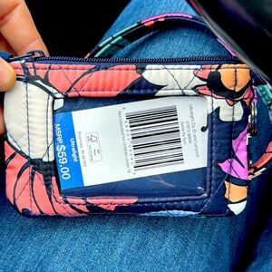 Vera Bradley zip id and lanyard